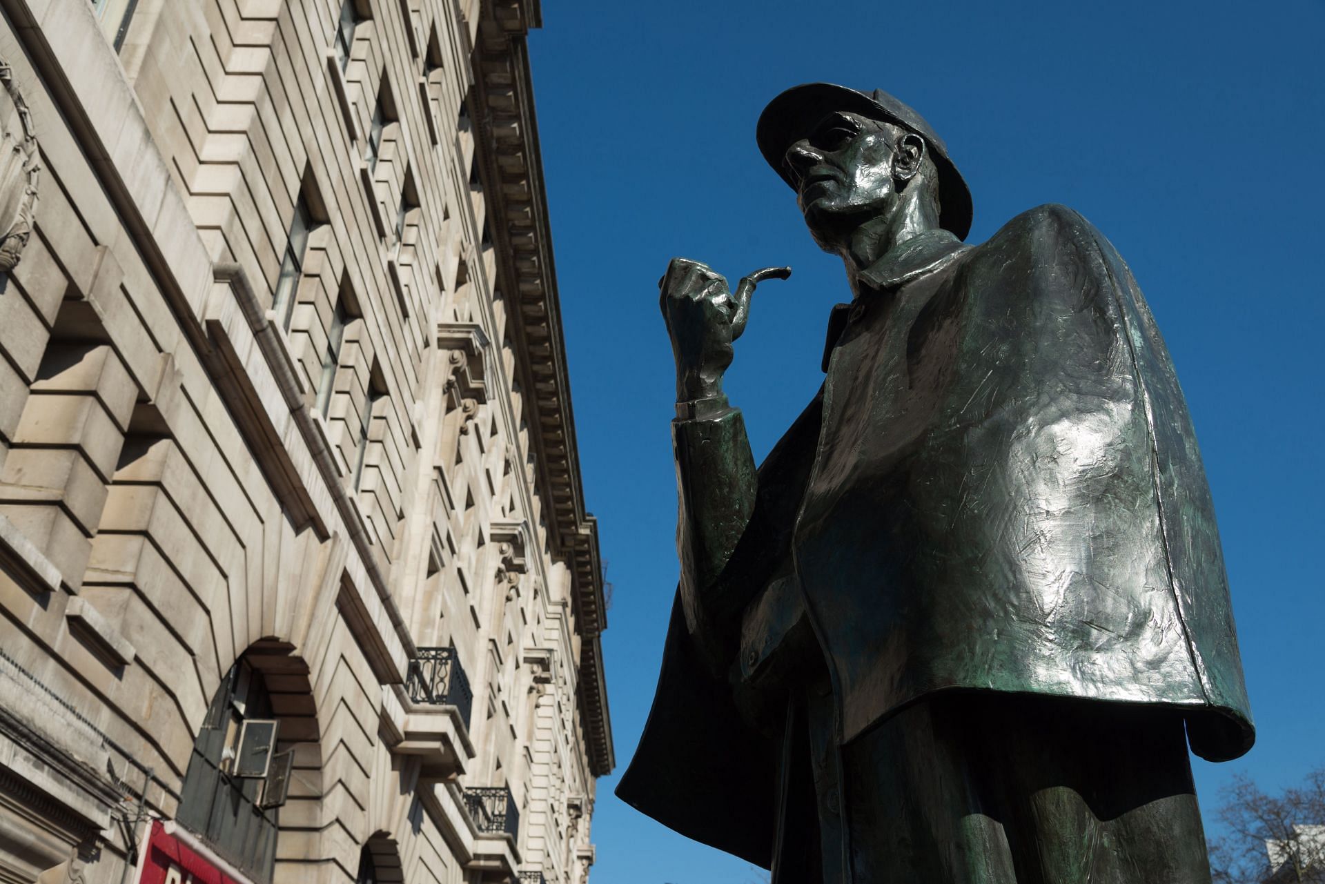 The statue of Holmes at Baker Street, London, UK (Image via Getty)